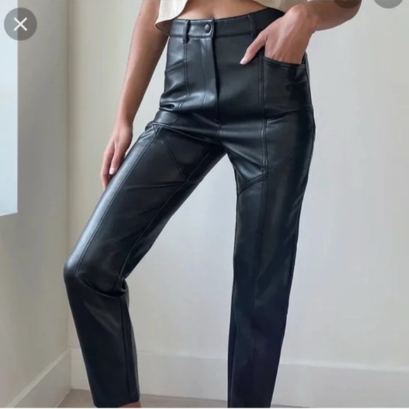 Aritzia Wilfred Rebel Vegan Pant Black Trendy Classic Fall Back to School size 4 - Picture 2 of 11